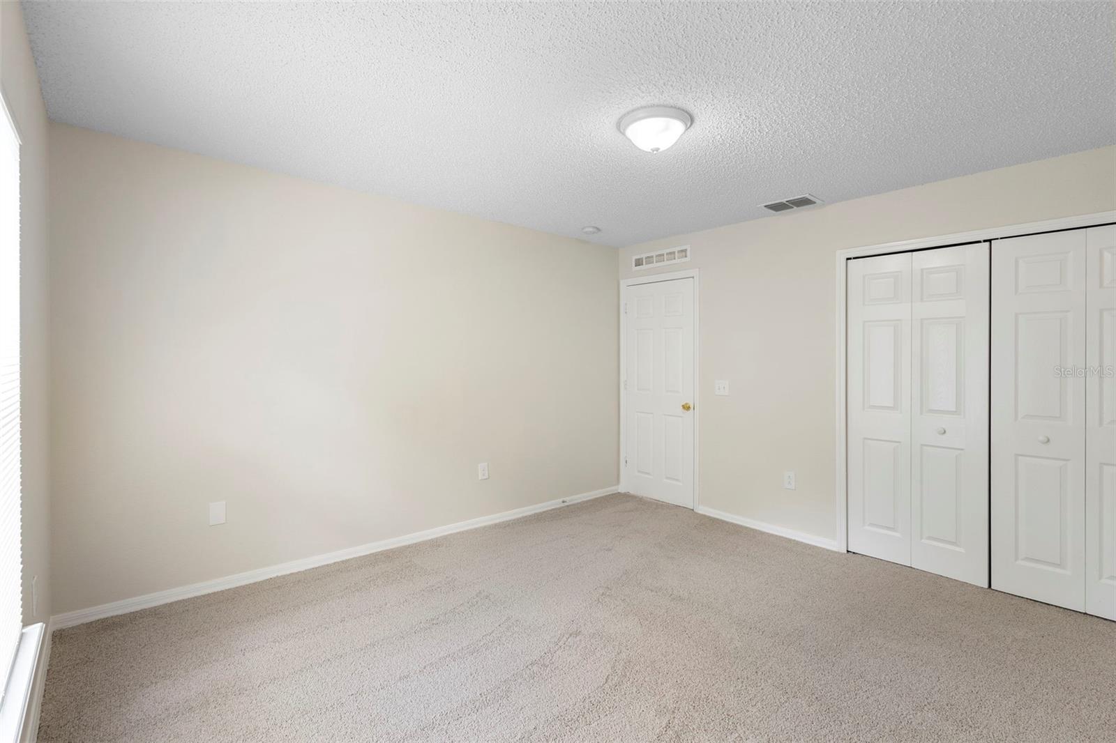 Image 43 of 71 For 1101 Cambourne Drive