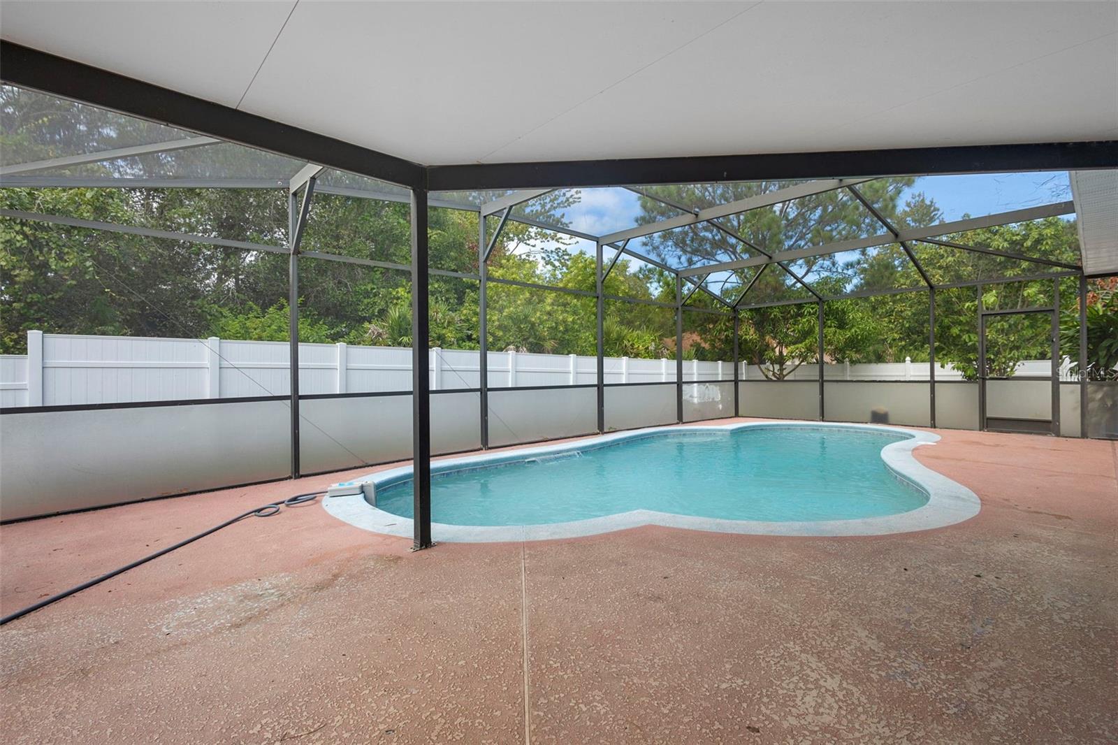 Image 5 of 71 For 1101 Cambourne Drive