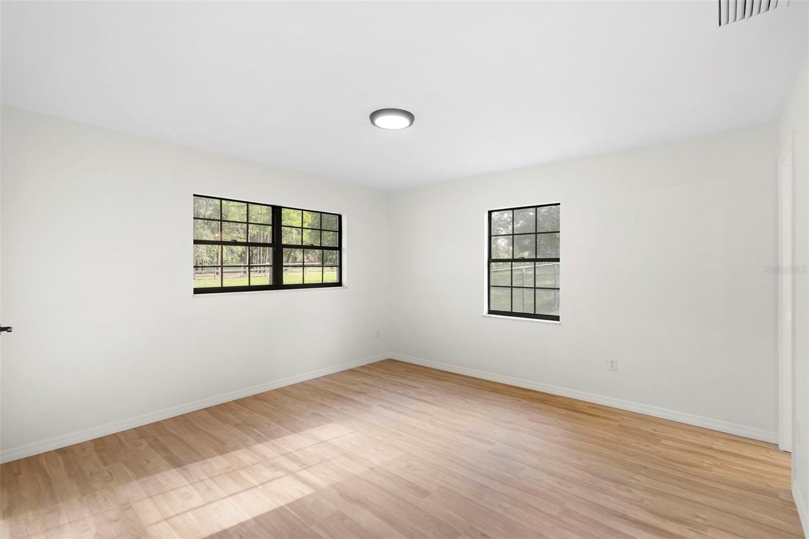 Image 14 of 25 For 1296 Lemon Street