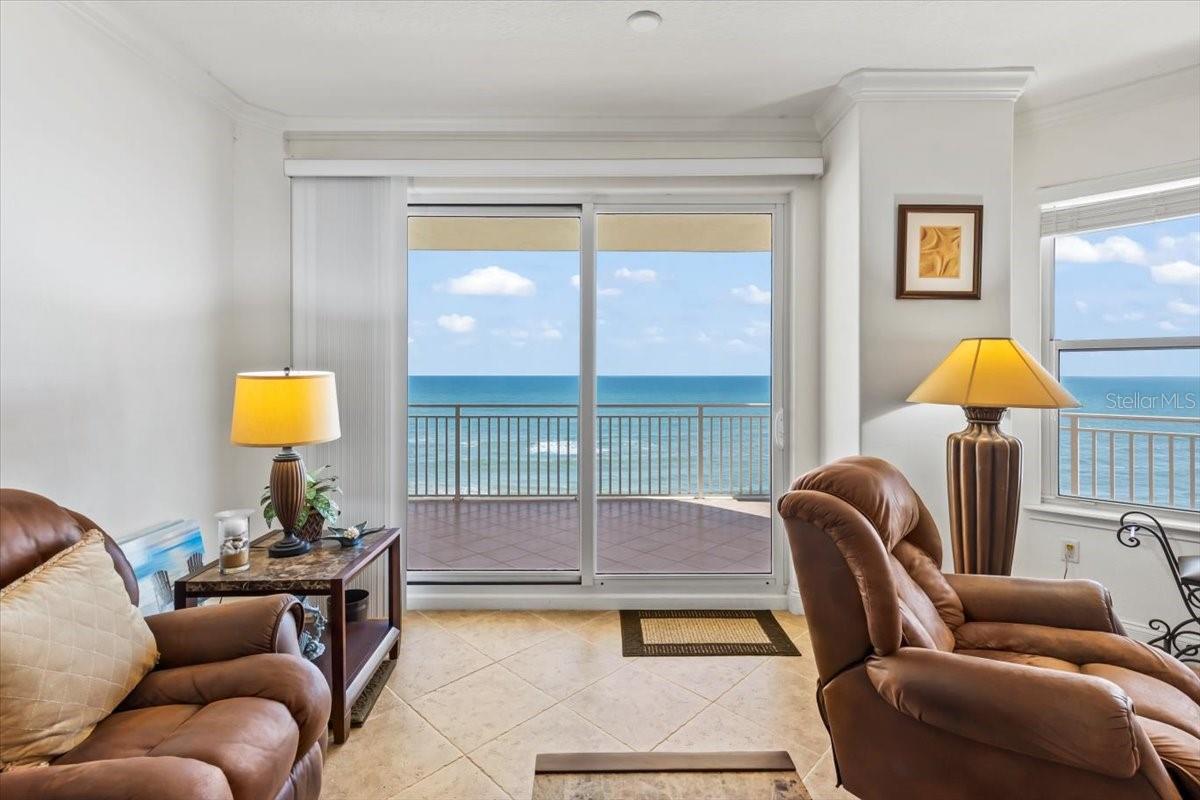 Image 3 of 62 For 2515 Atlantic Avenue 1107