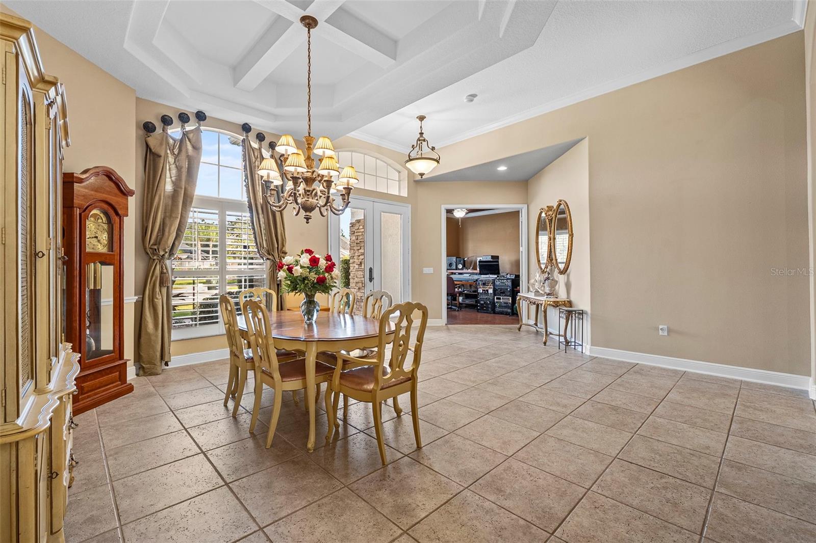 Image 17 of 97 For 1015 Parasol Place