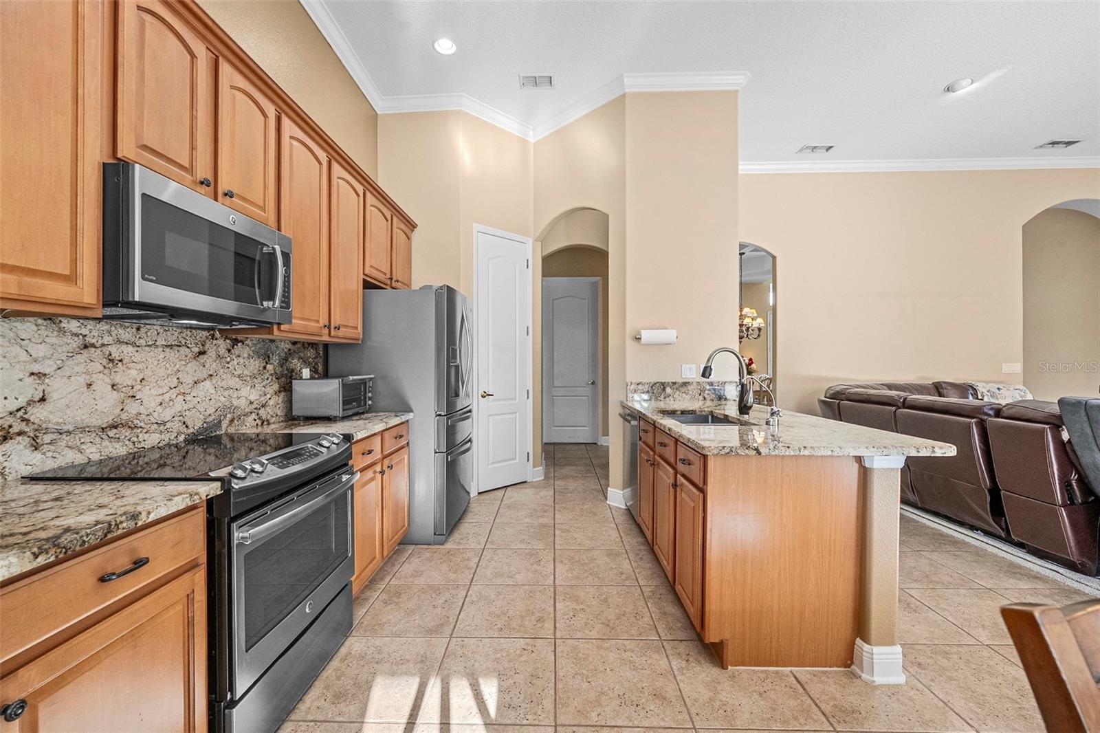 Image 27 of 97 For 1015 Parasol Place