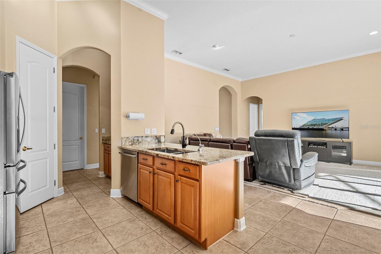 Image 28 of 97 For 1015 Parasol Place