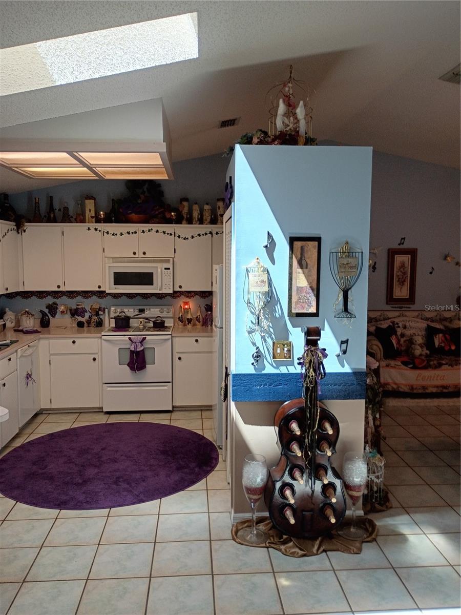 Image 12 of 40 For 564 Central Avenue