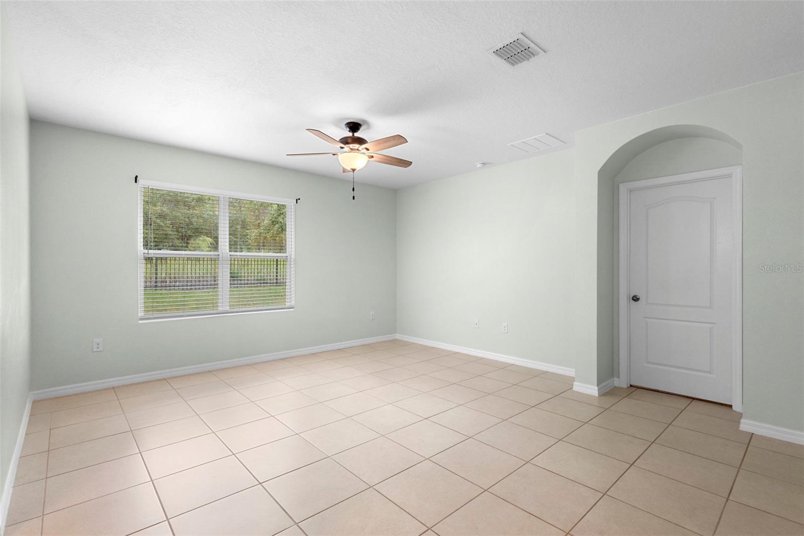 Image 24 of 45 For 309 Charles Drive