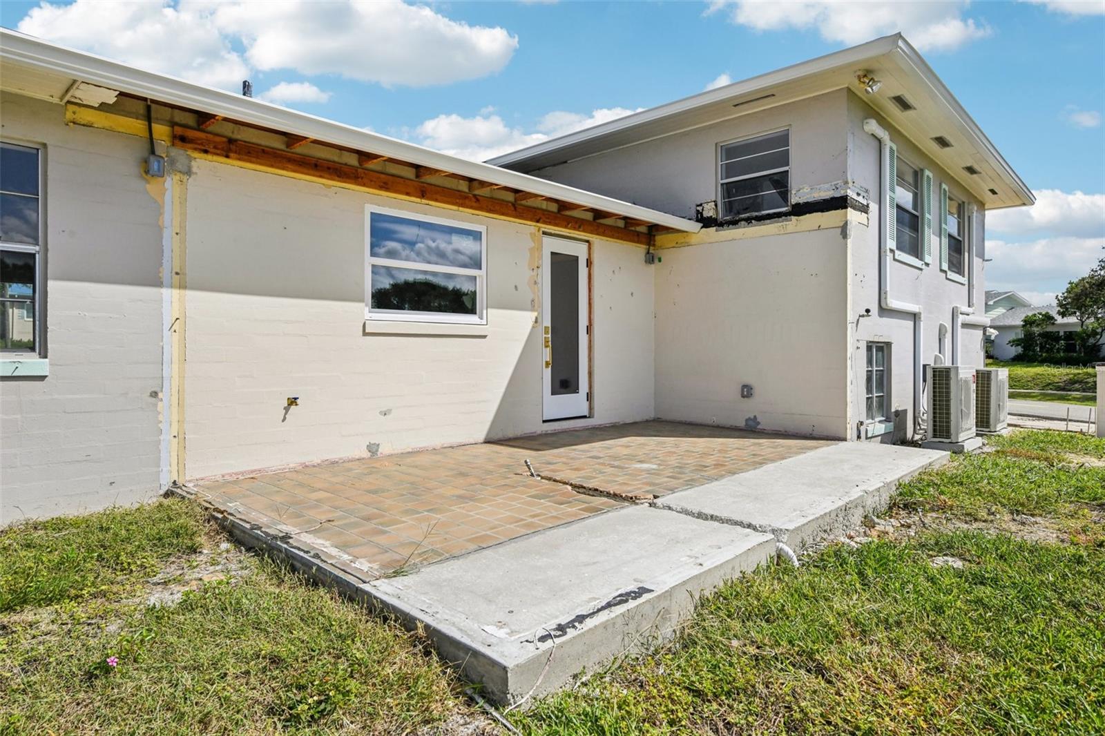 Image 12 of 18 For 2314 Peninsula Drive