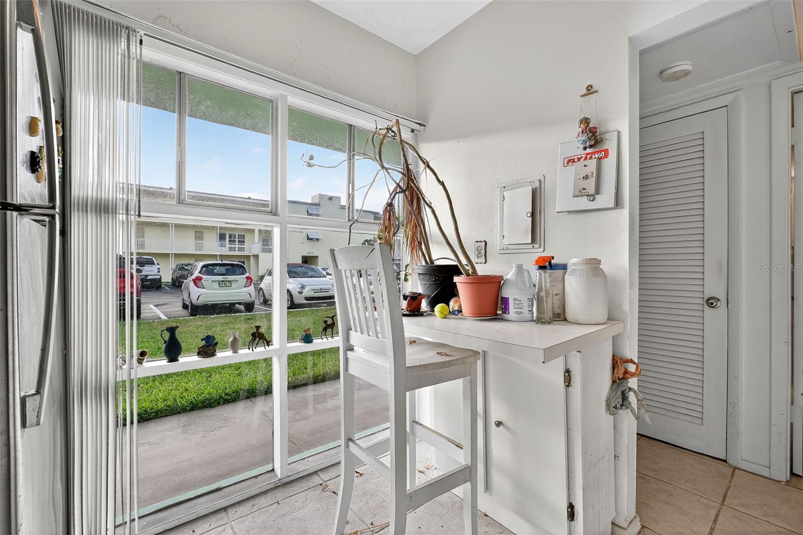 Image 10 of 36 For 715 Beach Street 115d