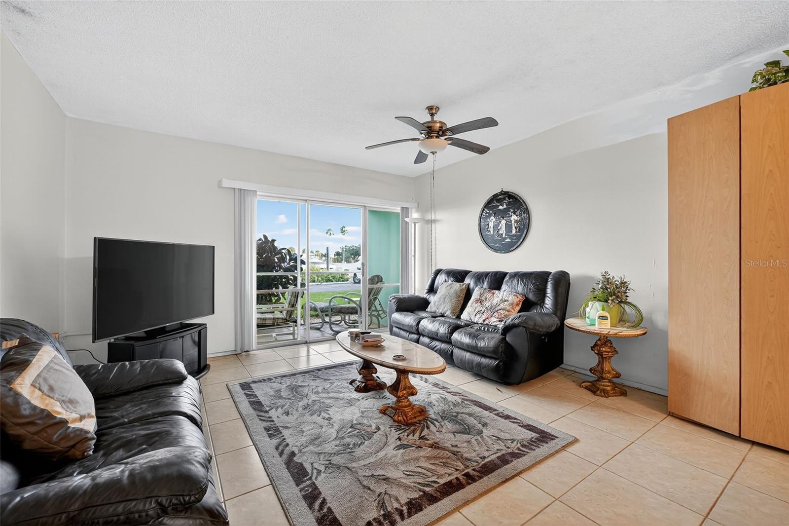 Image 13 of 36 For 715 Beach Street 115d