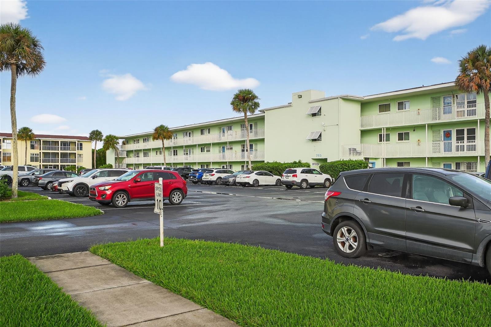 Image 35 of 36 For 715 Beach Street 115d