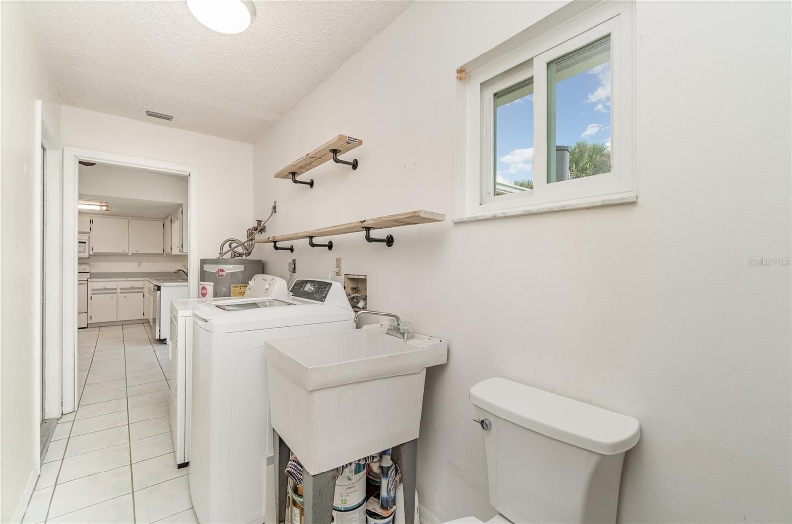 Image 12 of 42 For 1130 Strasburg Drive