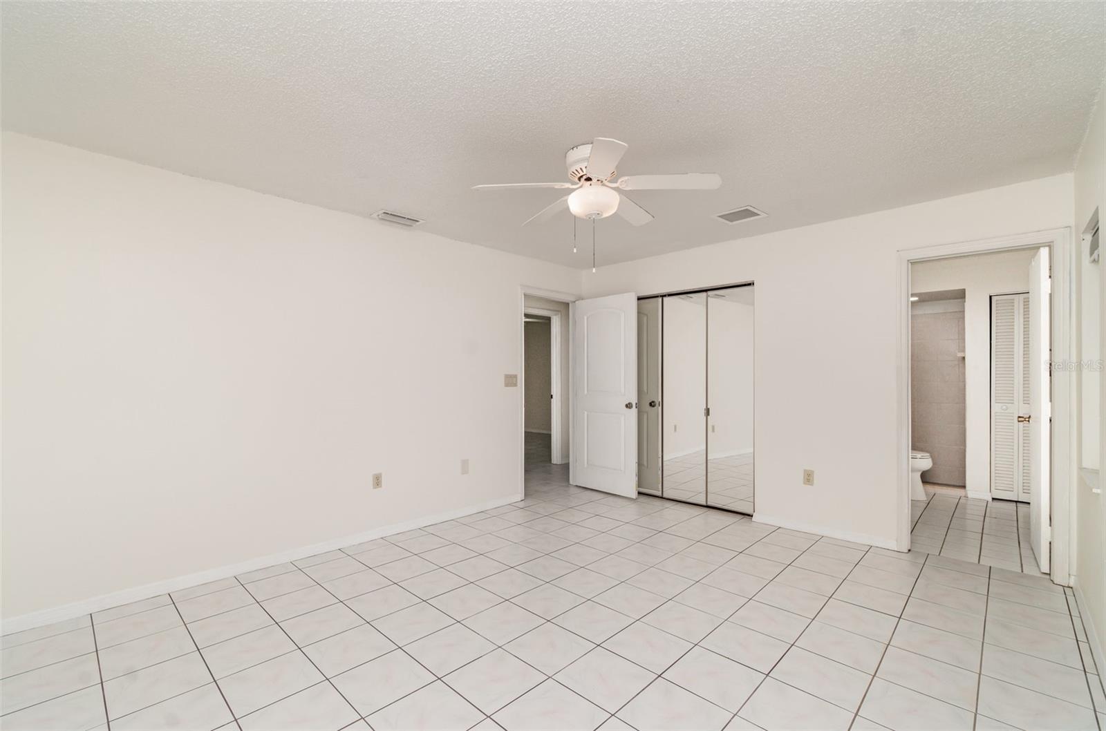 Image 15 of 42 For 1130 Strasburg Drive