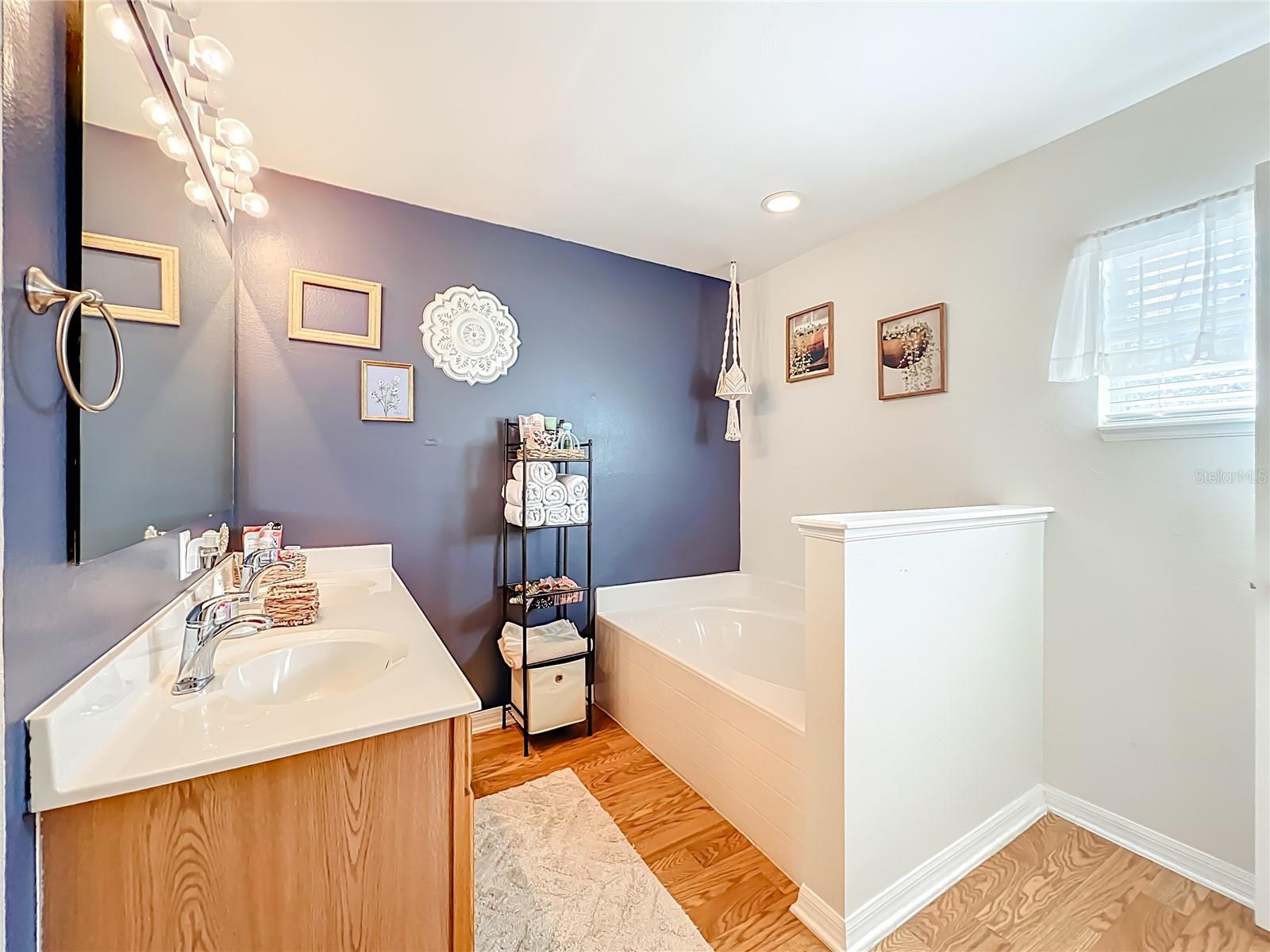 Image 21 of 65 For 3165 Noah Court