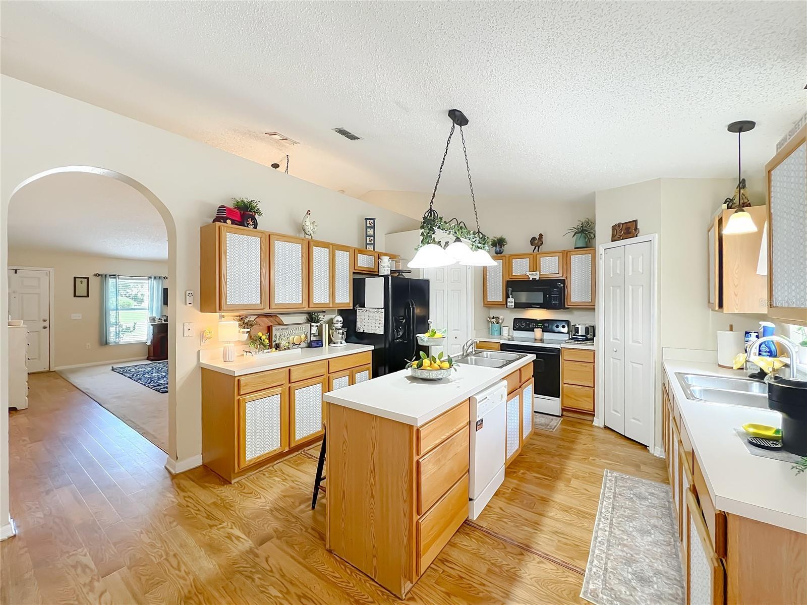 Image 29 of 65 For 3165 Noah Court