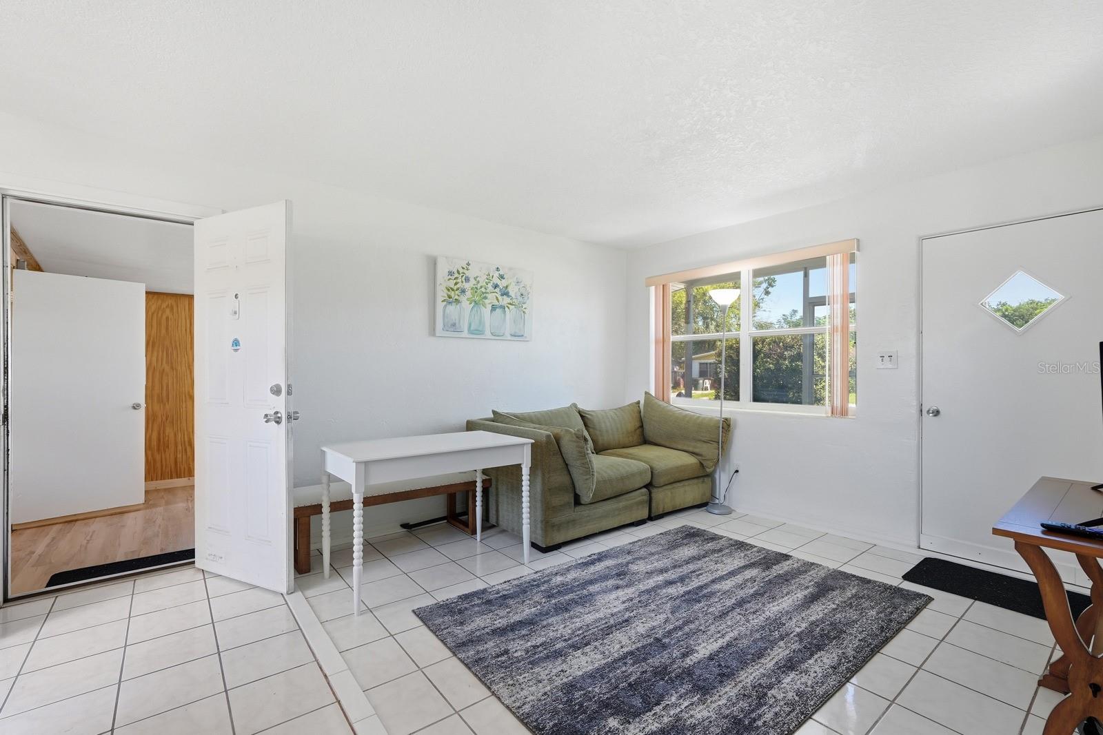 Image 11 of 44 For 814 Lewis Drive
