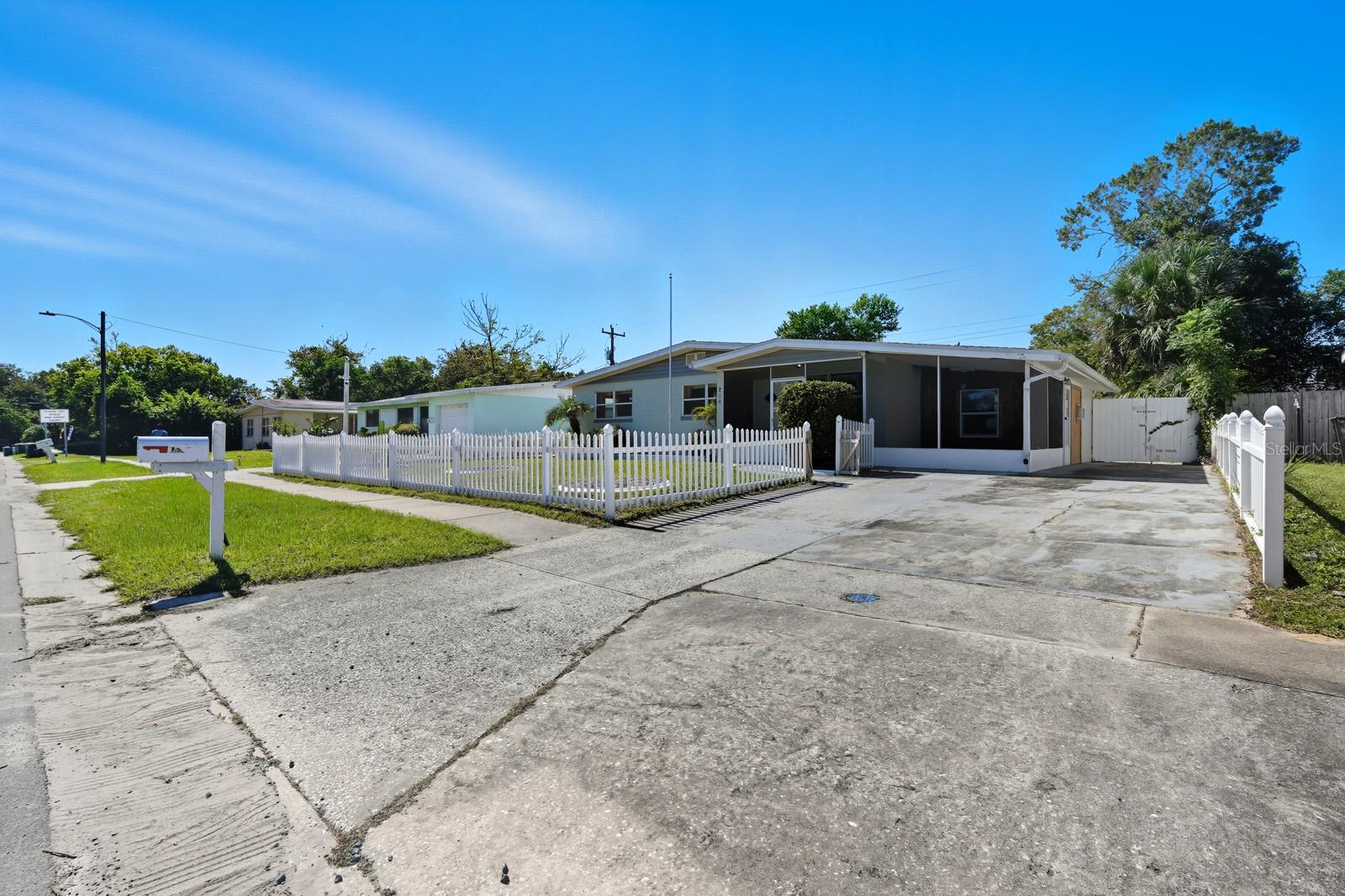 Image 43 of 44 For 814 Lewis Drive