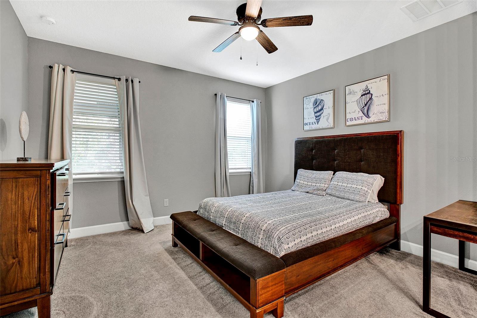 Image 11 of 29 For 27 Moana Court S