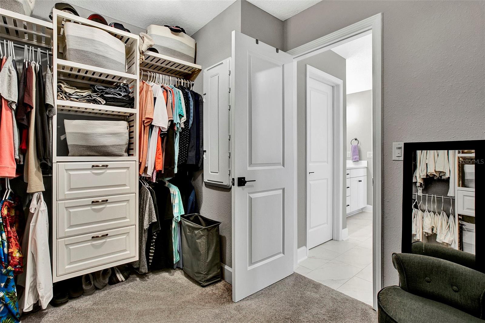 Image 20 of 29 For 27 Moana Court S