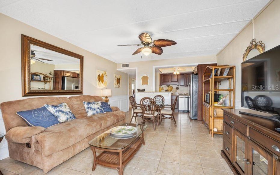Image 11 of 23 For 2700 Ocean Shore Boulevard 304