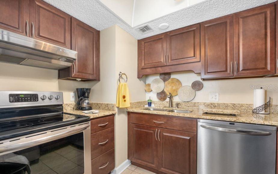 Image 12 of 23 For 2700 Ocean Shore Boulevard 304