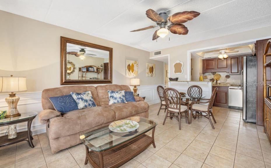 Image 9 of 23 For 2700 Ocean Shore Boulevard 304