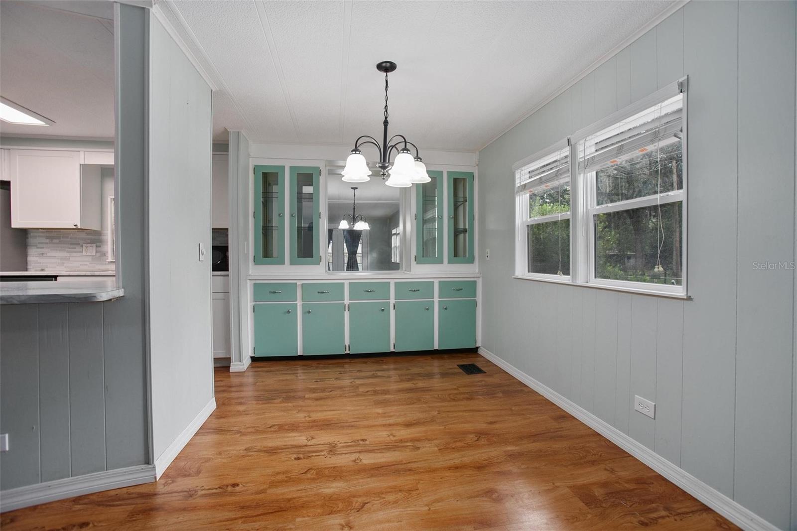 Image 10 of 45 For 24007 River Road