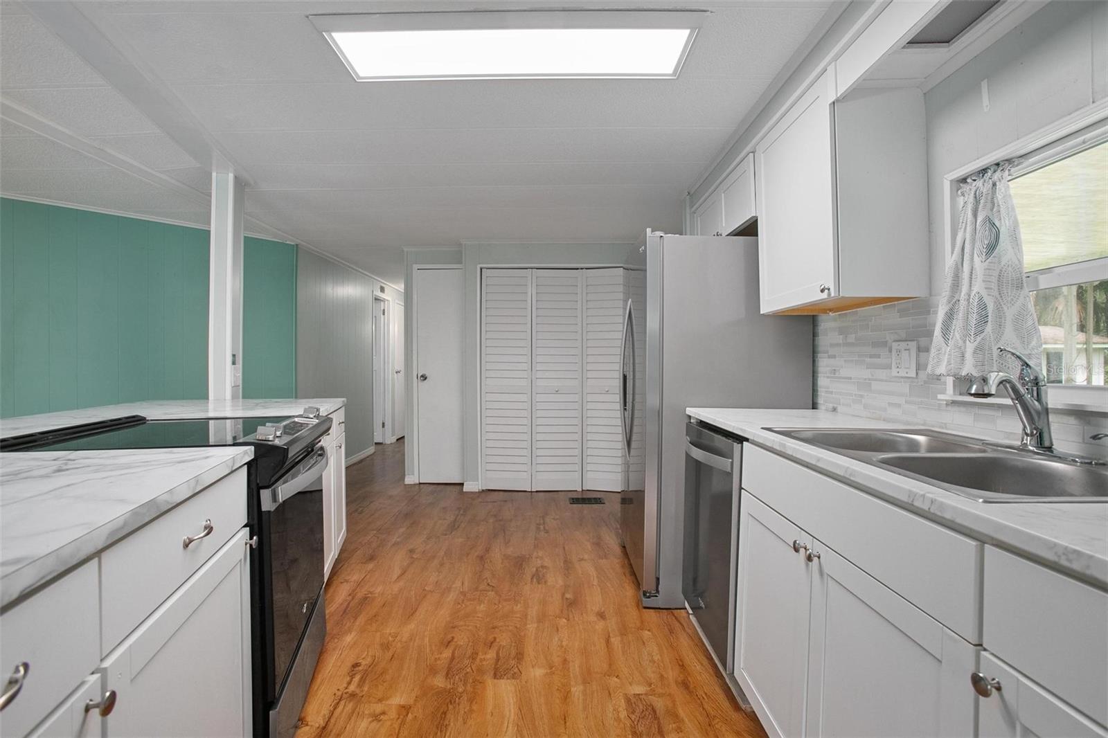 Image 13 of 45 For 24007 River Road