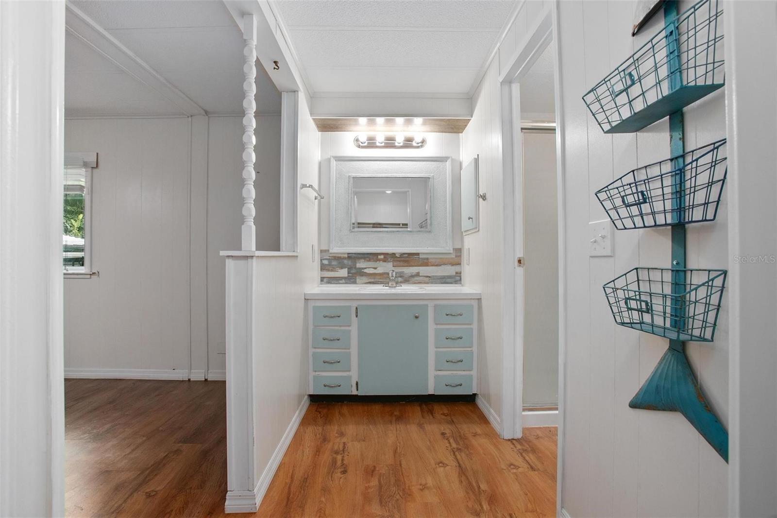 Image 20 of 45 For 24007 River Road