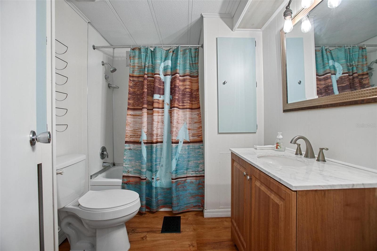 Image 27 of 45 For 24007 River Road