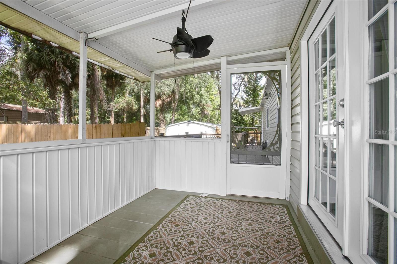 Image 28 of 45 For 24007 River Road