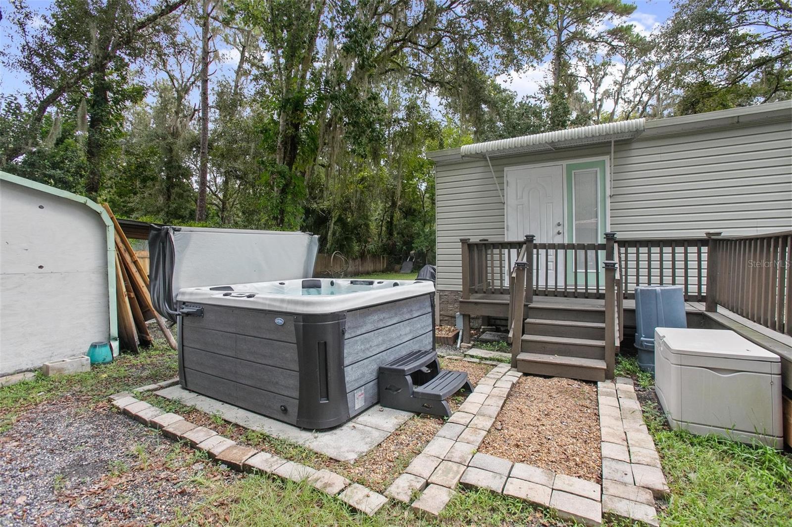 Image 35 of 45 For 24007 River Road