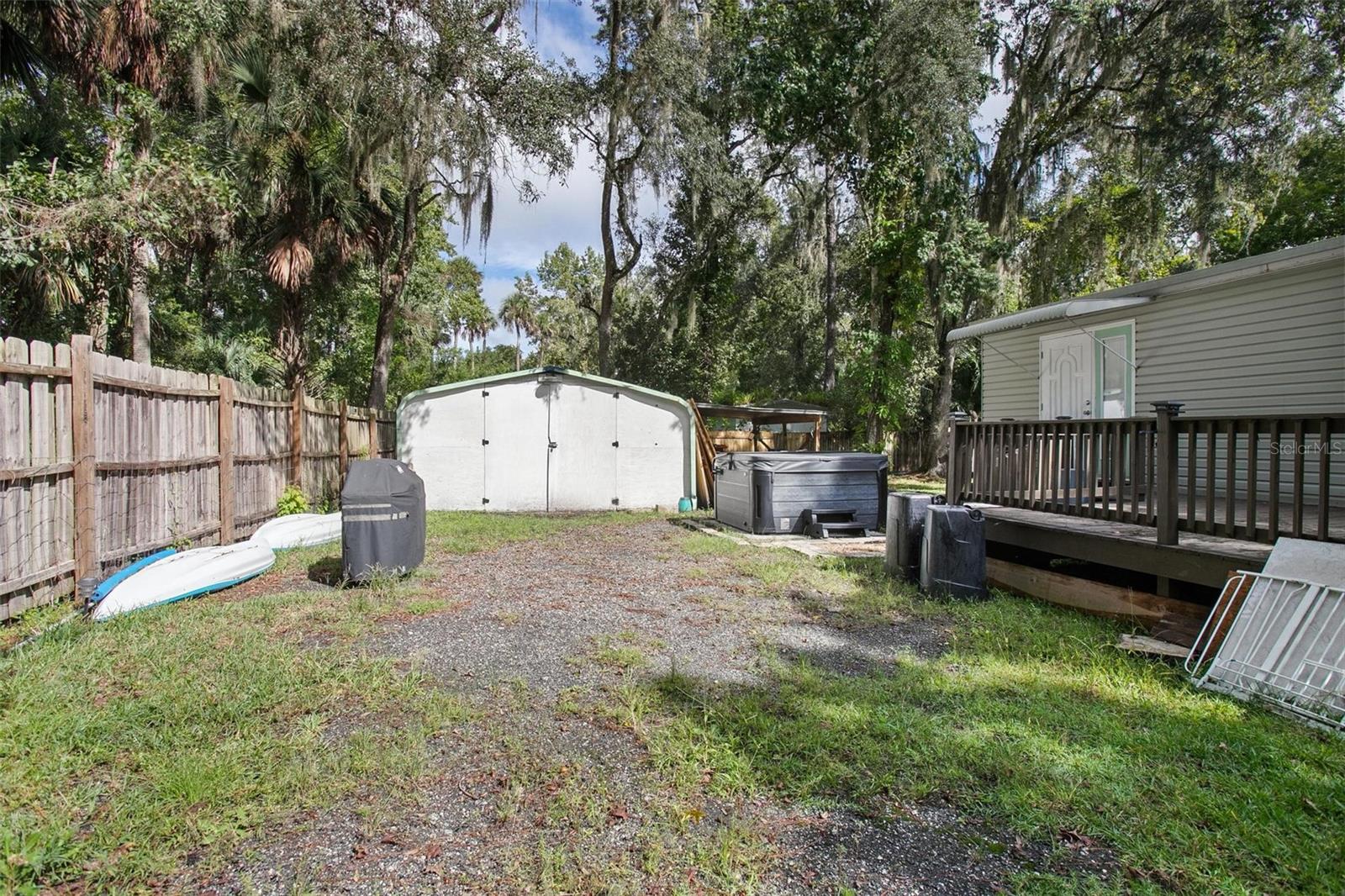 Image 38 of 45 For 24007 River Road