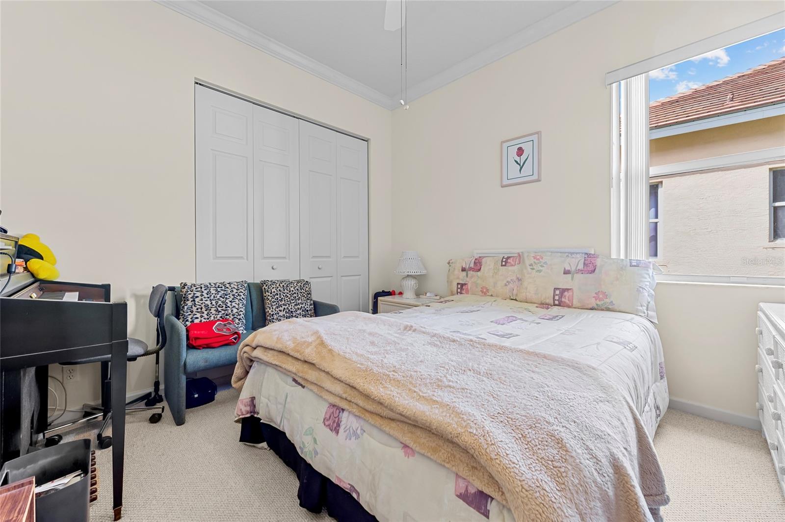 Image 17 of 33 For 172 Magnolia Lakes Boulevard