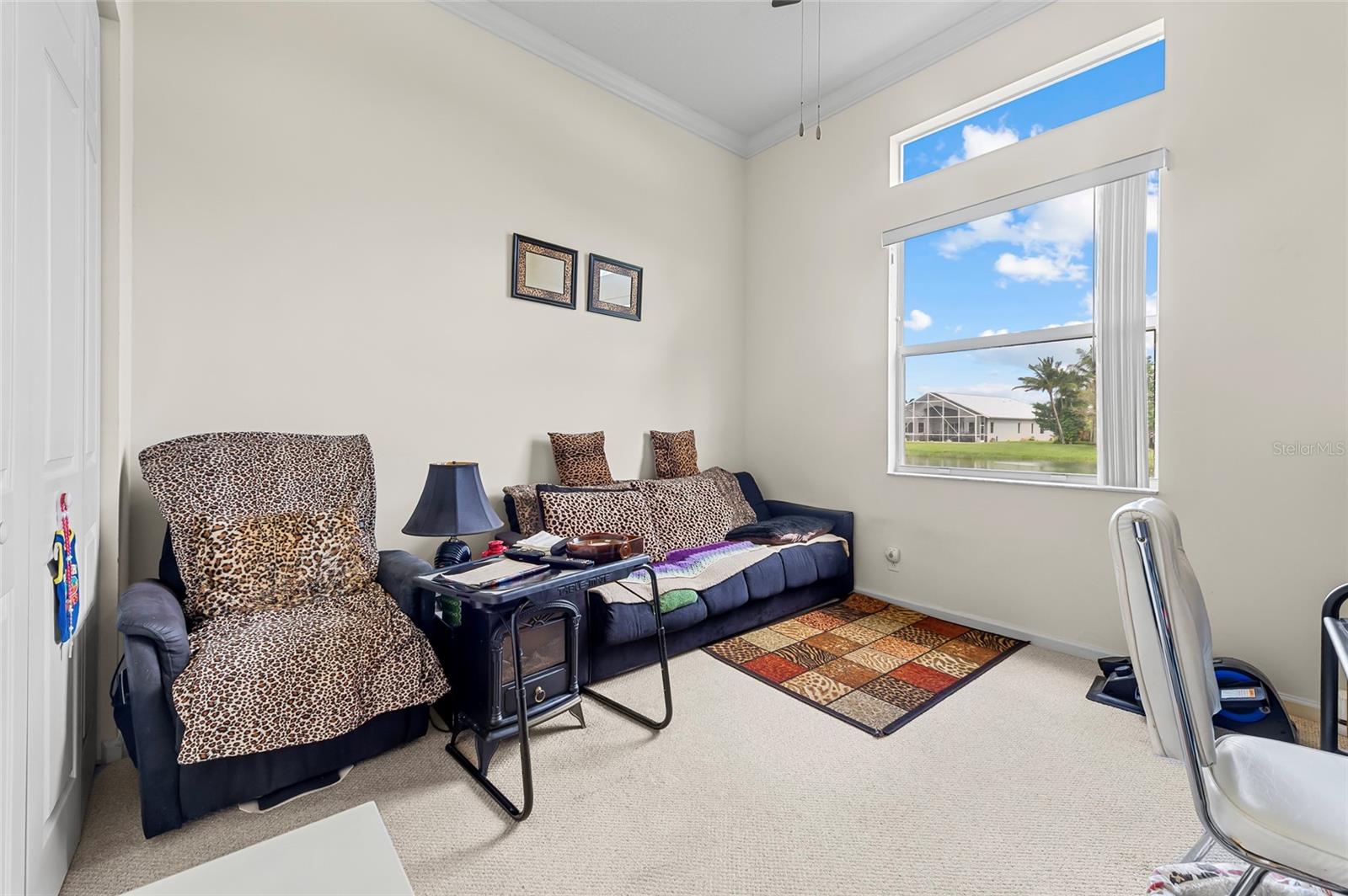 Image 18 of 33 For 172 Magnolia Lakes Boulevard