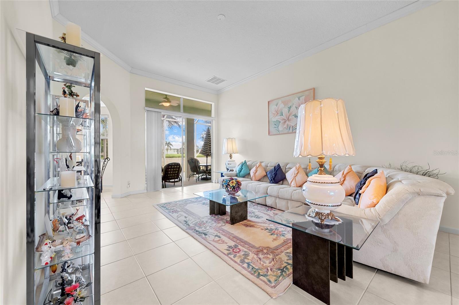 Image 3 of 33 For 172 Magnolia Lakes Boulevard