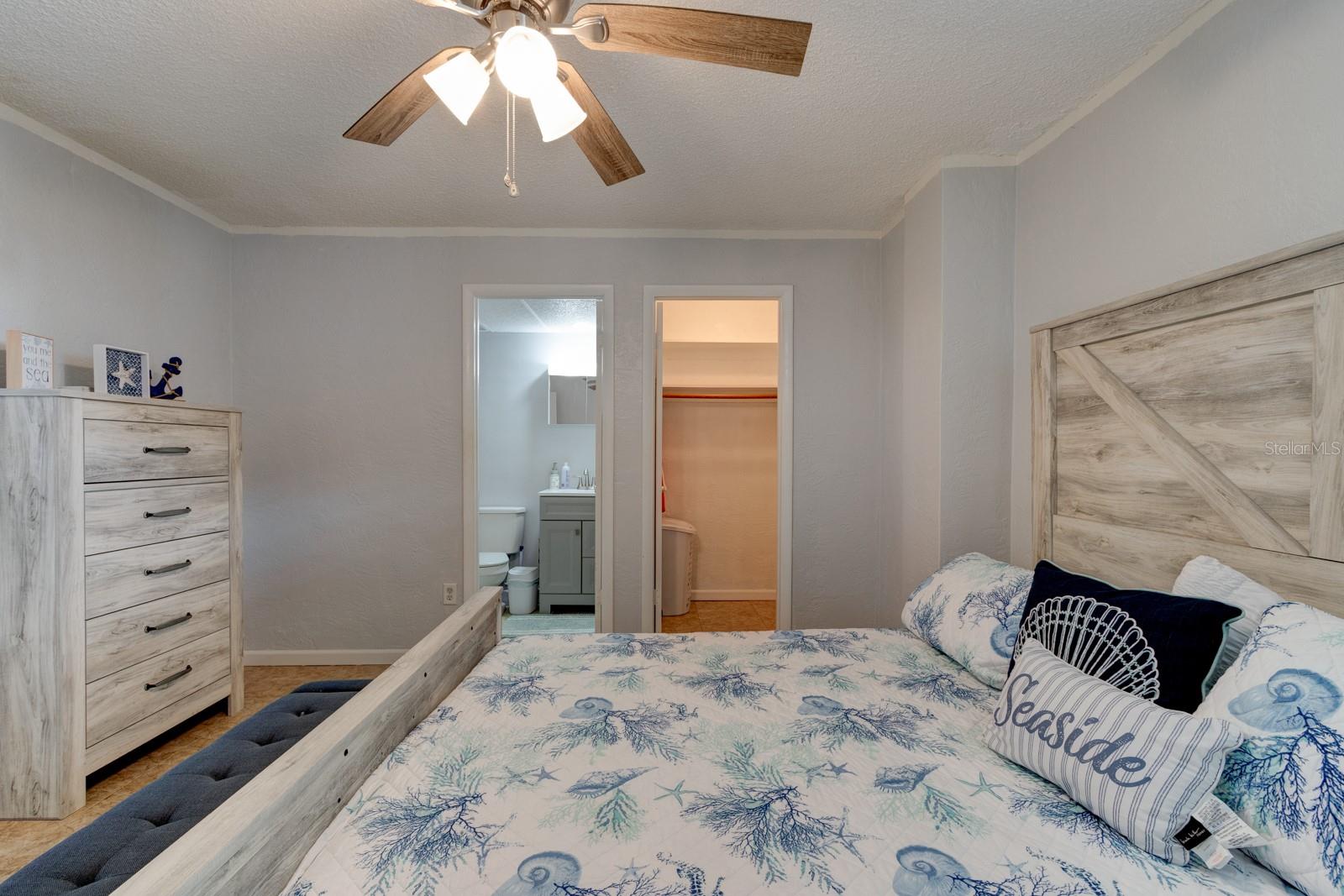 Image 11 of 26 For 2727 Atlantic Avenue 4120