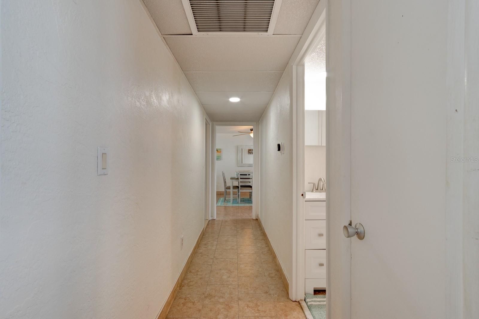 Image 13 of 26 For 2727 Atlantic Avenue 4120