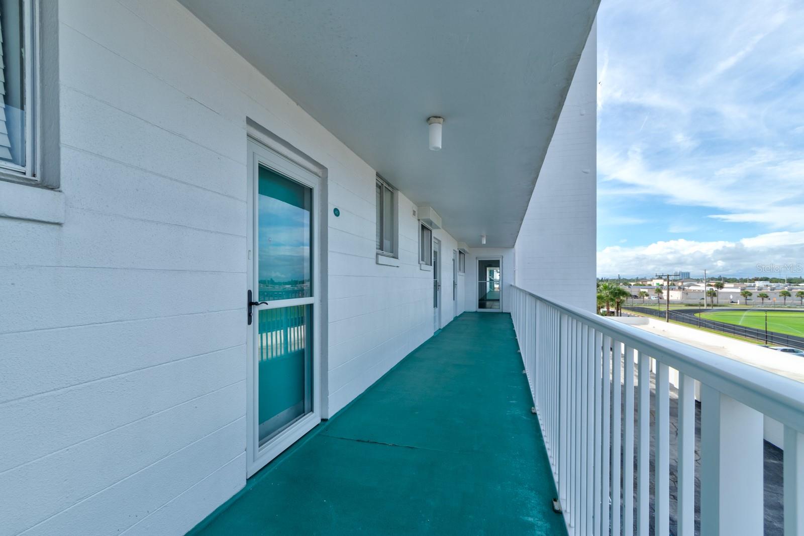 Image 4 of 26 For 2727 Atlantic Avenue 4120