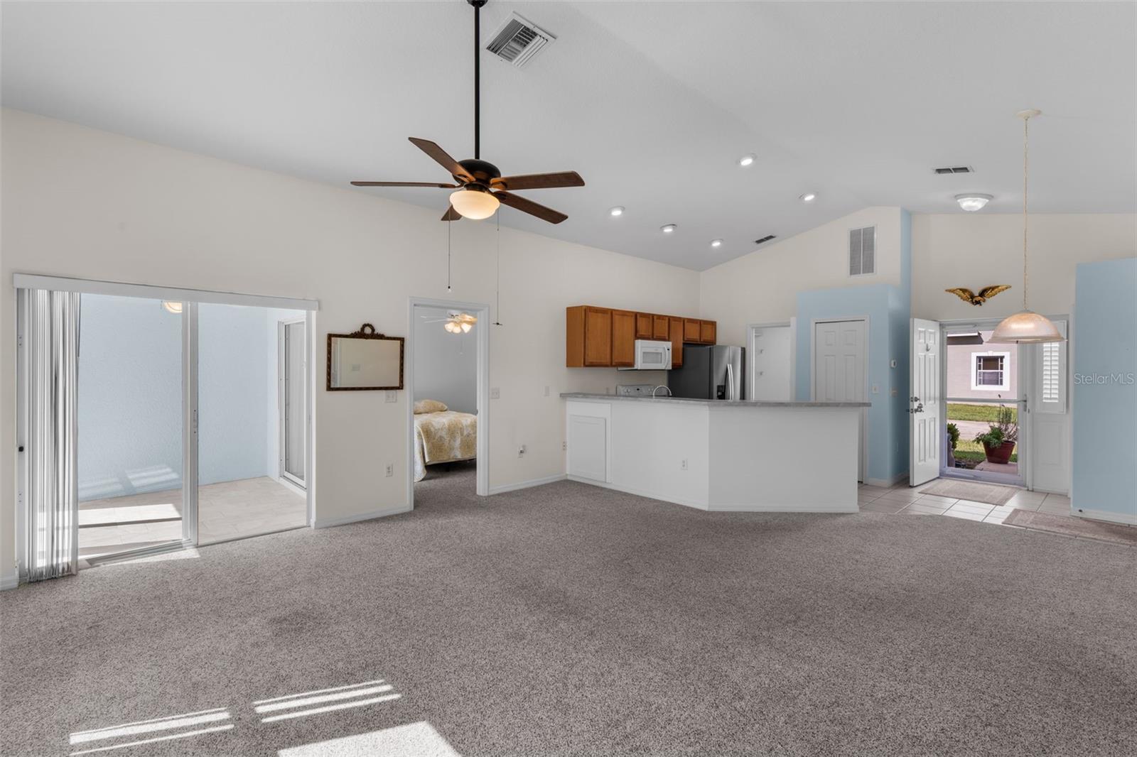 Image 4 of 24 For 202 Pine Bluff Avenue 202