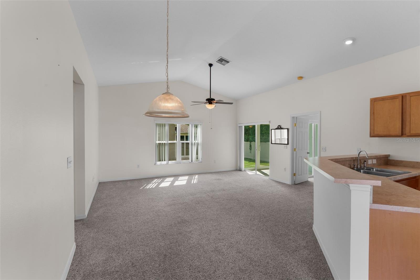 Image 8 of 24 For 202 Pine Bluff Avenue 202