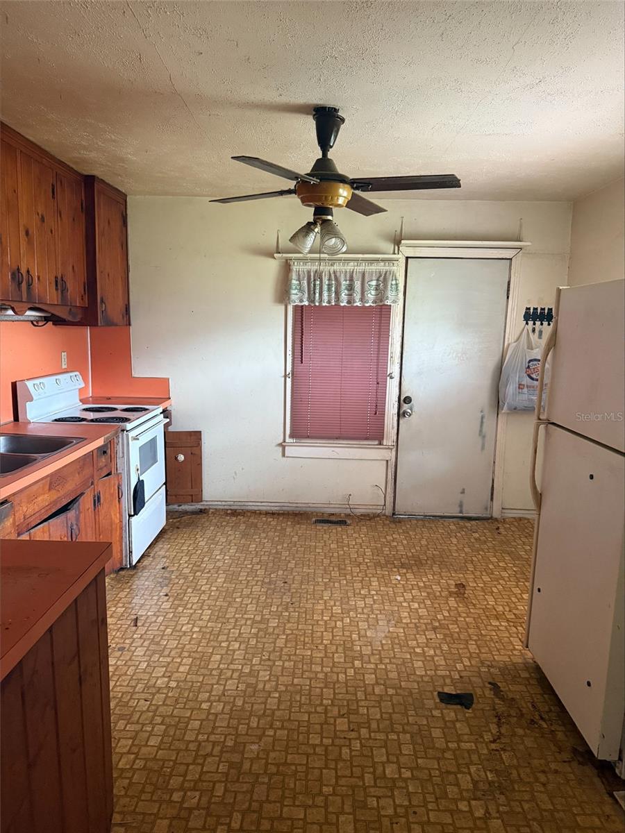 Image 3 of 8 For 351 Osceola Street