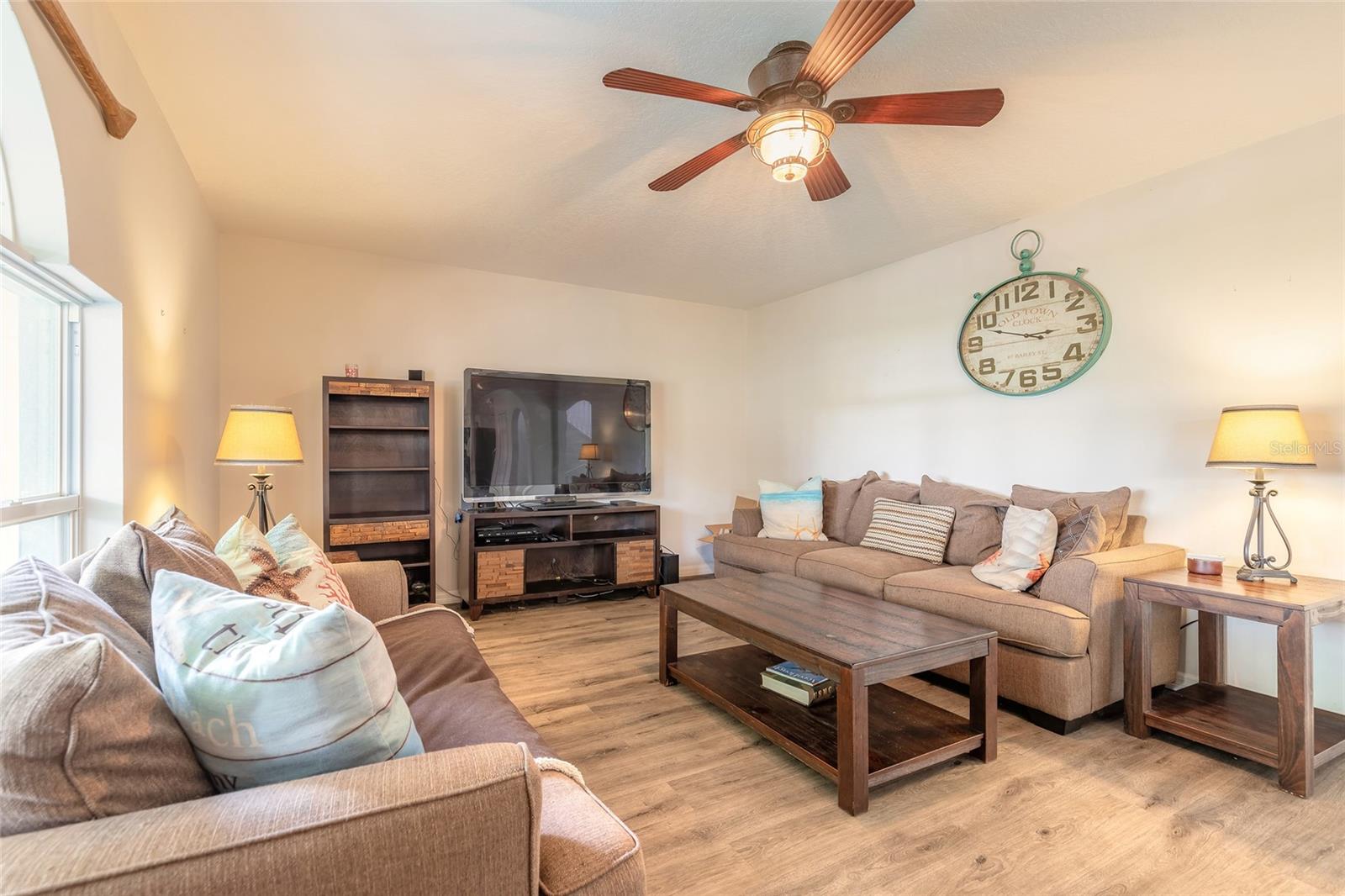 Image 15 of 59 For 216 Stony Point Drive