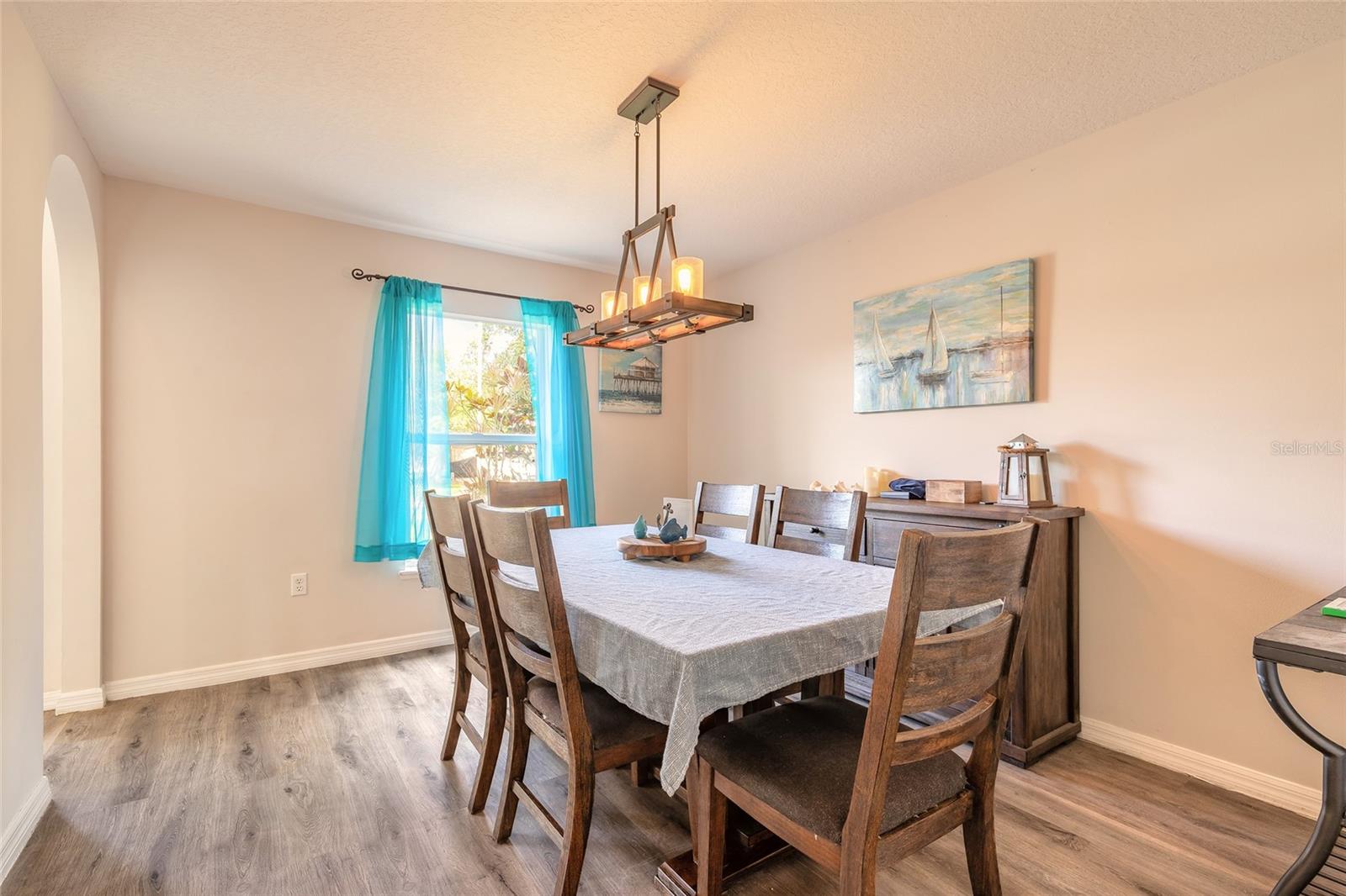 Image 18 of 59 For 216 Stony Point Drive