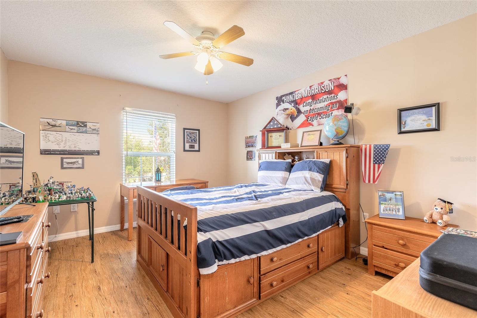 Image 32 of 59 For 216 Stony Point Drive