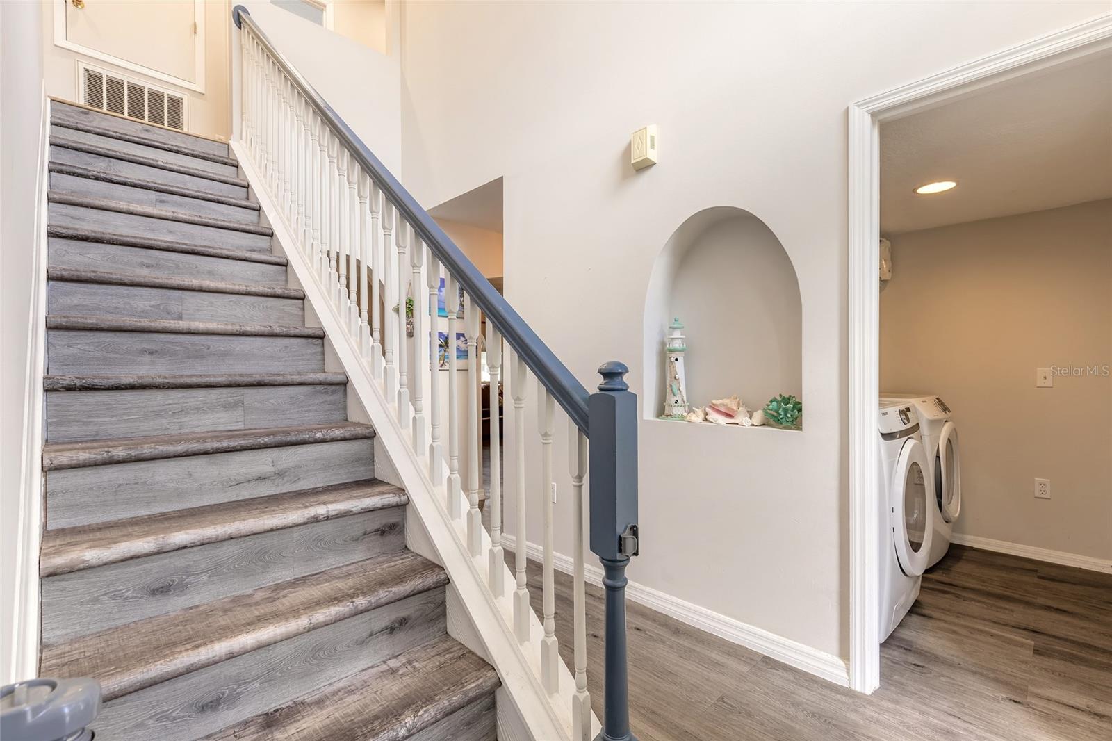 Image 6 of 59 For 216 Stony Point Drive