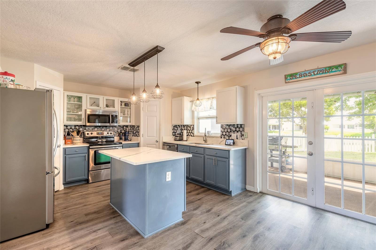 Image 8 of 59 For 216 Stony Point Drive