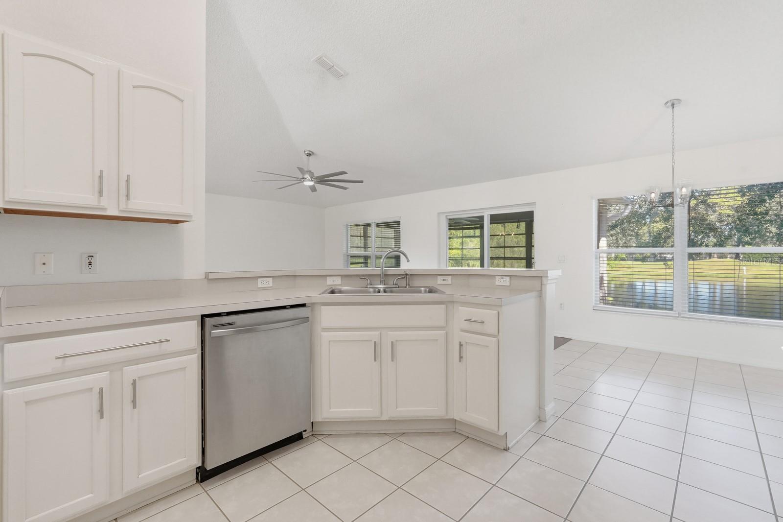 Image 16 of 53 For 168 Gala Circle