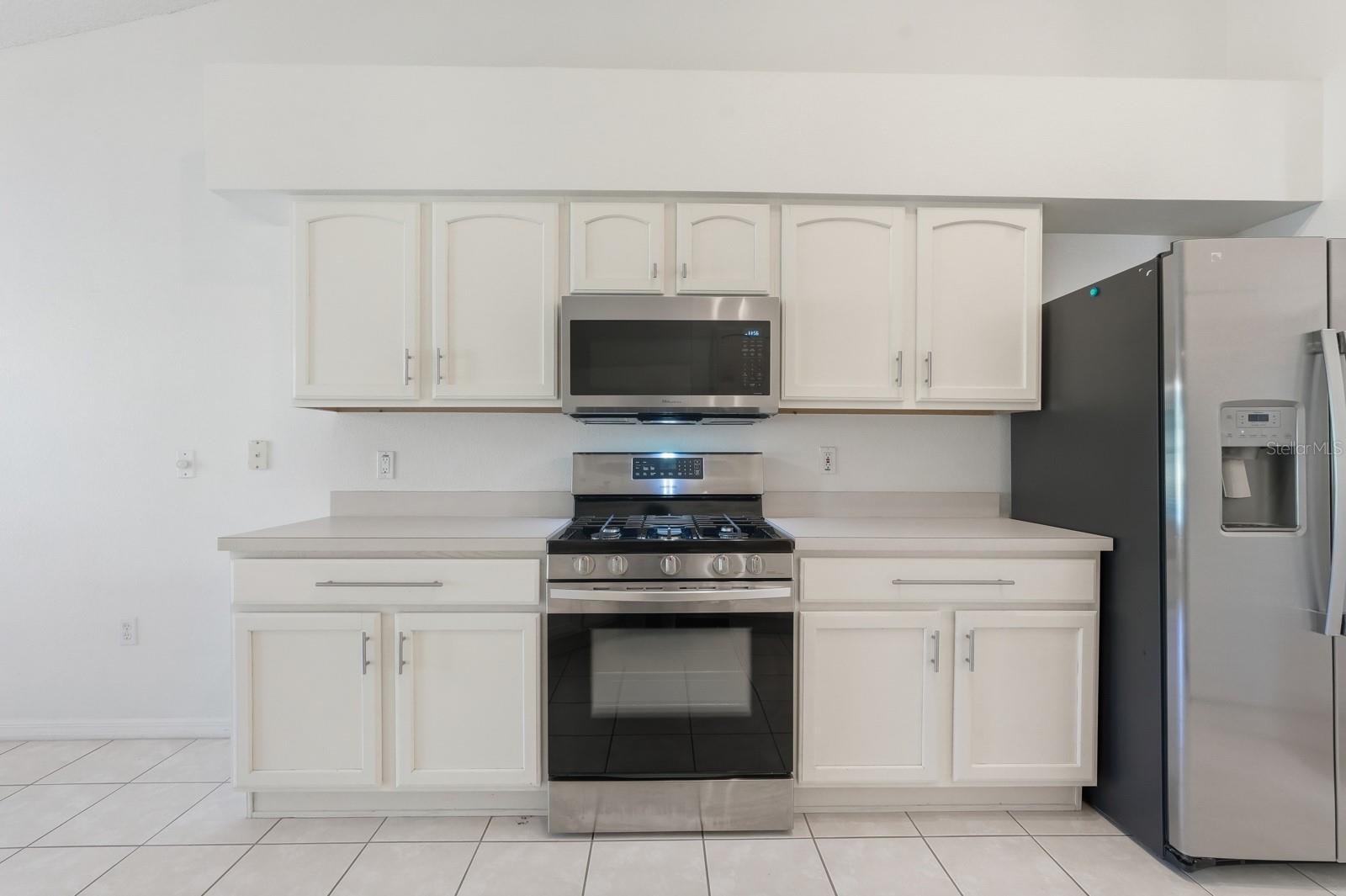 Image 18 of 53 For 168 Gala Circle