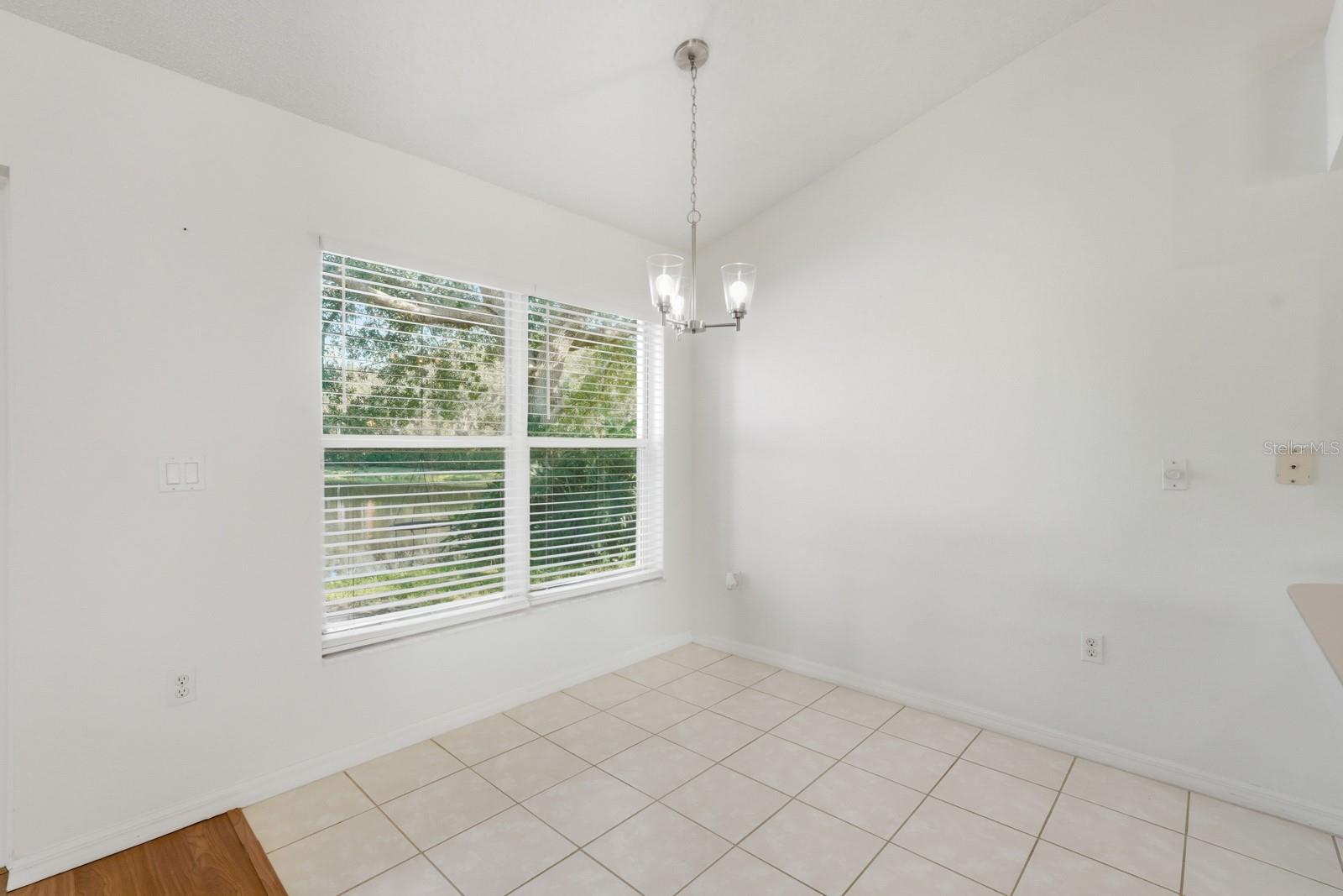 Image 19 of 53 For 168 Gala Circle