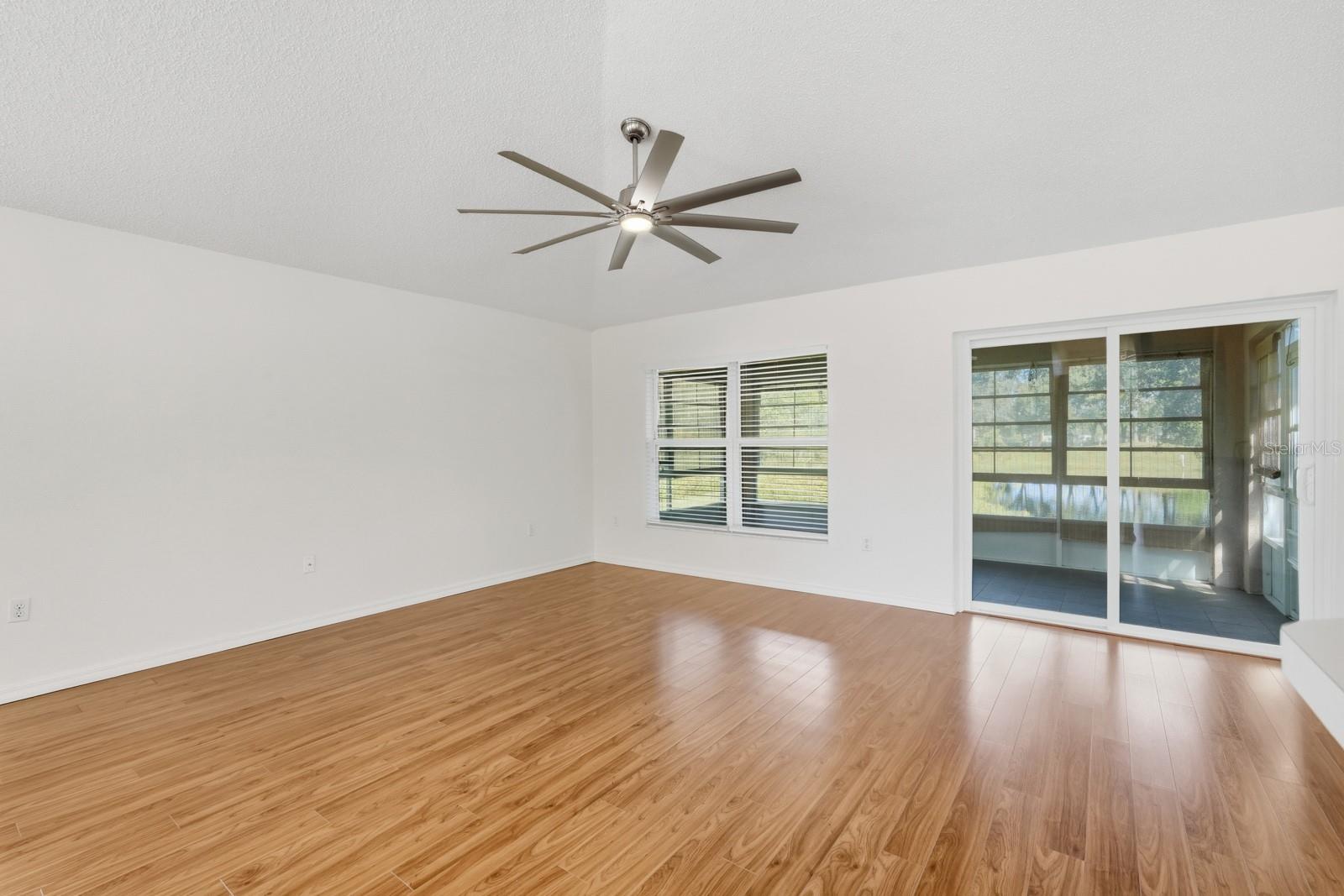 Image 23 of 53 For 168 Gala Circle