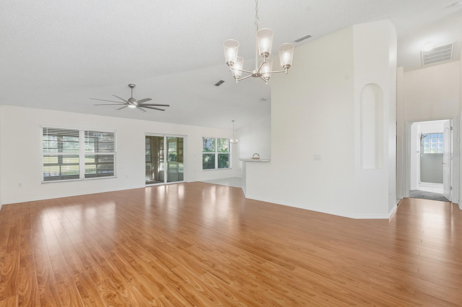 Image 9 of 53 For 168 Gala Circle